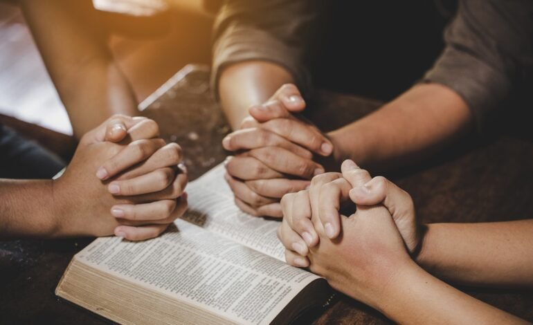  30 Versículos Bíblicos para Edificar a Família